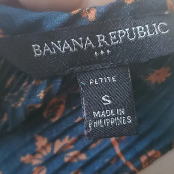 Banana republic petite small tank - Picture 3 of 3